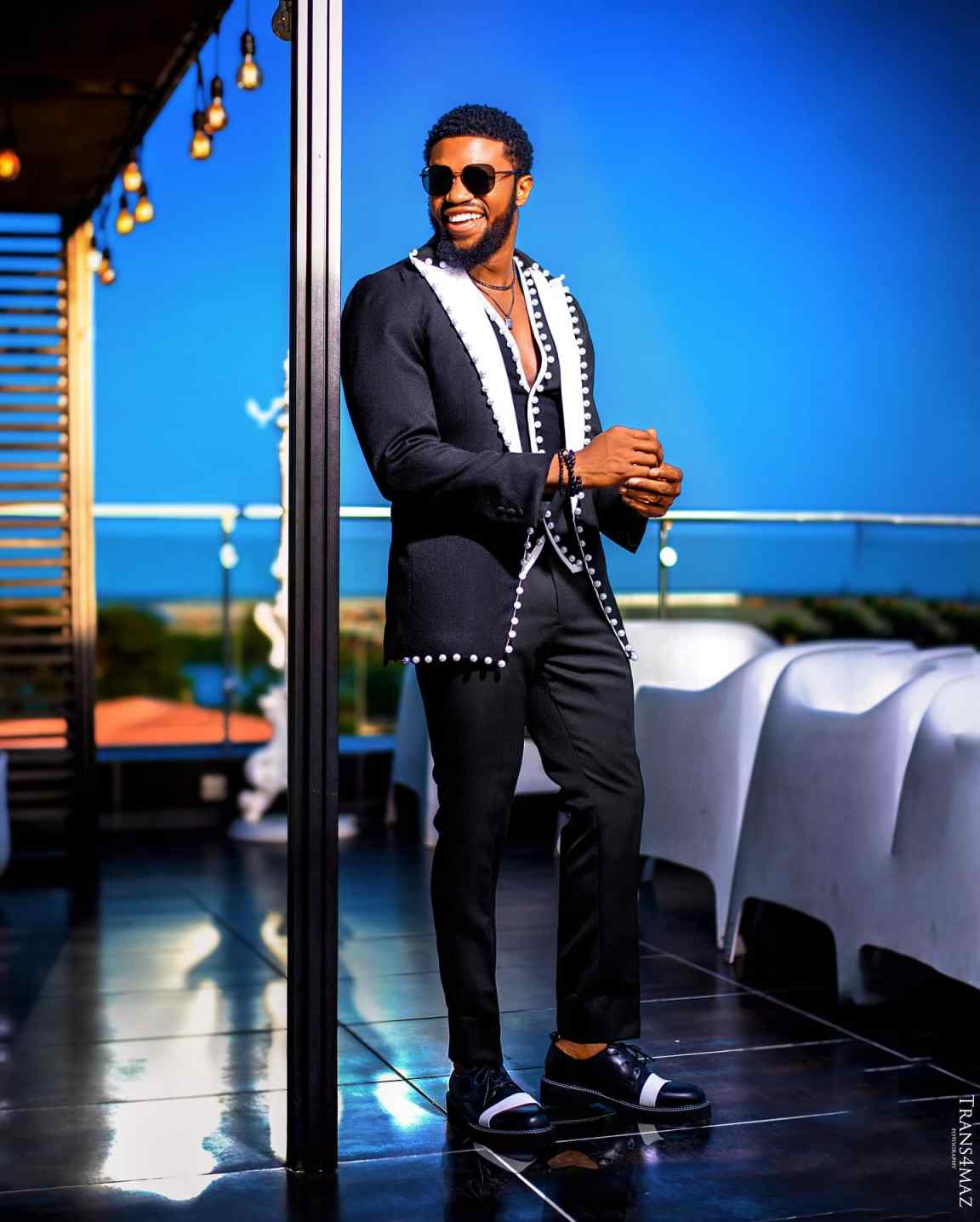 Classic Splicing Man Slim Fit Suits 3 Pieces Jacket Vest Pants Party Pearls Peak Lapel for Wedding Groom Tuxedo Customized
