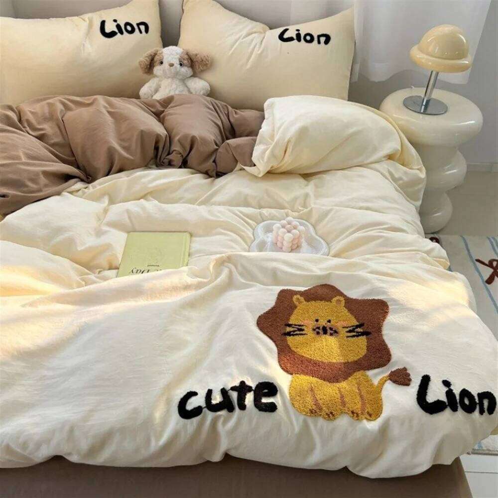Cartoon German Cat Towel Embroidery Sanded Autumn And Winter Bedding Four-Piece Set Quilt Cover Bed Sheet Cute H260312