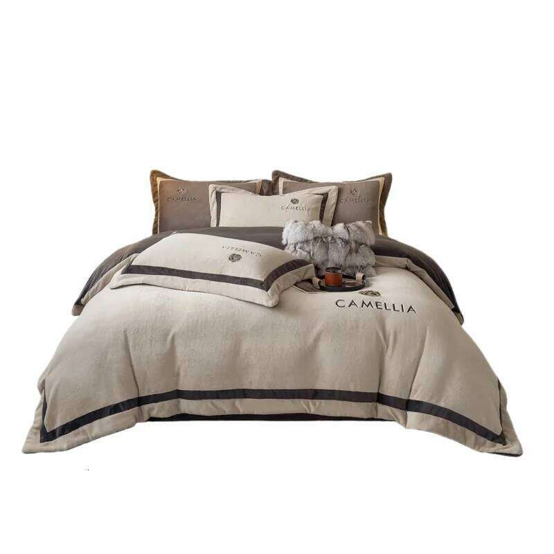 Light milk four-piece set winter fleece bed sheet quilt cover does not shed hair H260312