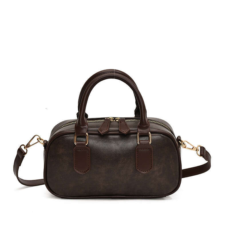 High-end Maillard handbag for women, 2026 new trendy retro versatile shoulder bag, commuter crossbody bag