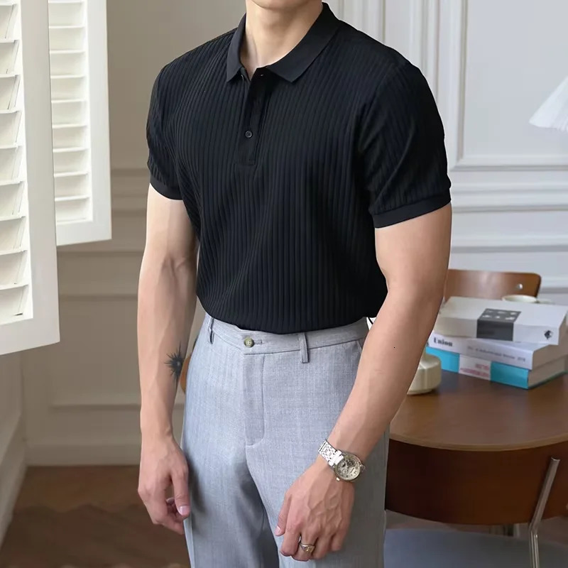 Vertical Stripe Knit Polo Mens Shirts Summer Slim Solid Color Breathable Turn-Down Collar Business Short Sleeve Polo Tops 260311