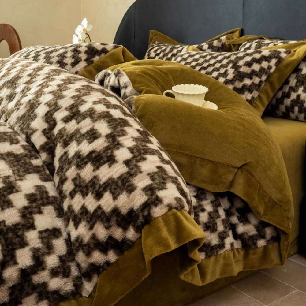 Autumn Winter Warm Coral Fleece Bedding Leopard Print Rabbit Plush Thicken Duvet Cover Bed Sheet Pillowcases Four-Piece Set H260312