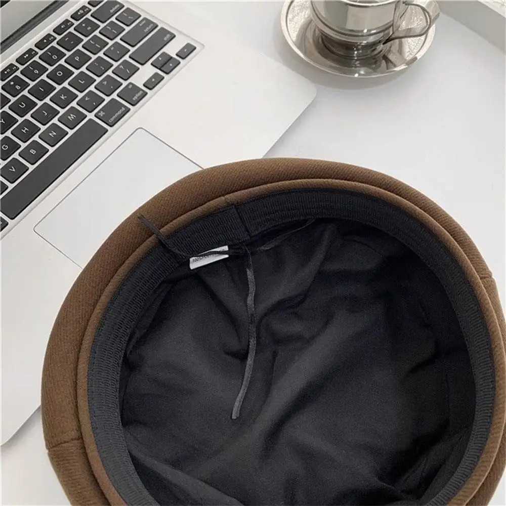 Women Metal Heart-shaped Berets French Artist Warm Winter Beanie Hat Solid Color Elegant Lady Painter Cap Street Octagonal Beret H260312 - view 6