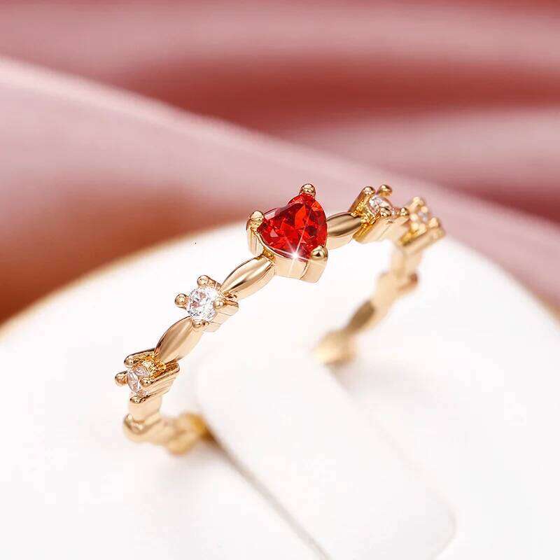 Huitan Versatile Dainty Ring Lady Engagement Ceremony Accessories with Heart Zirconia Delicate Female Wedding Party Jewelry Gift H260312