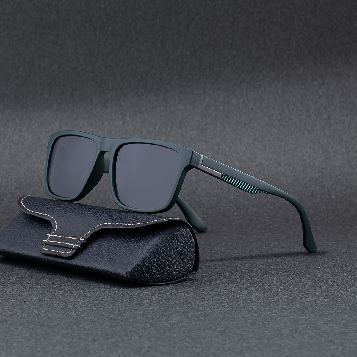 2026 New Fashion Square Frame Polarized Retro Personality Outdoor Sun Protection Sunglasses for Men,