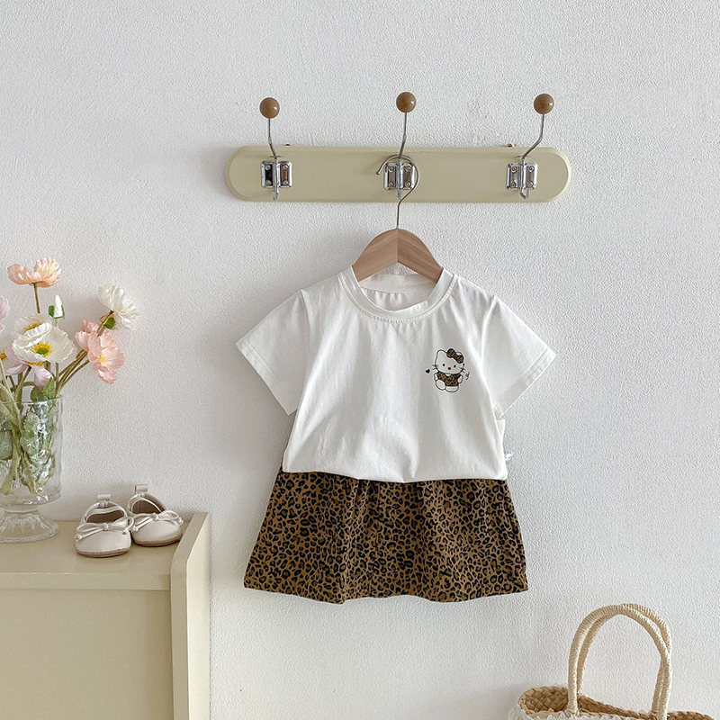 Summer Baby Girls' Clothing Set New Short Sleeve Top for Preschoolers+Leopard Pattern Skirt Two Piece Set