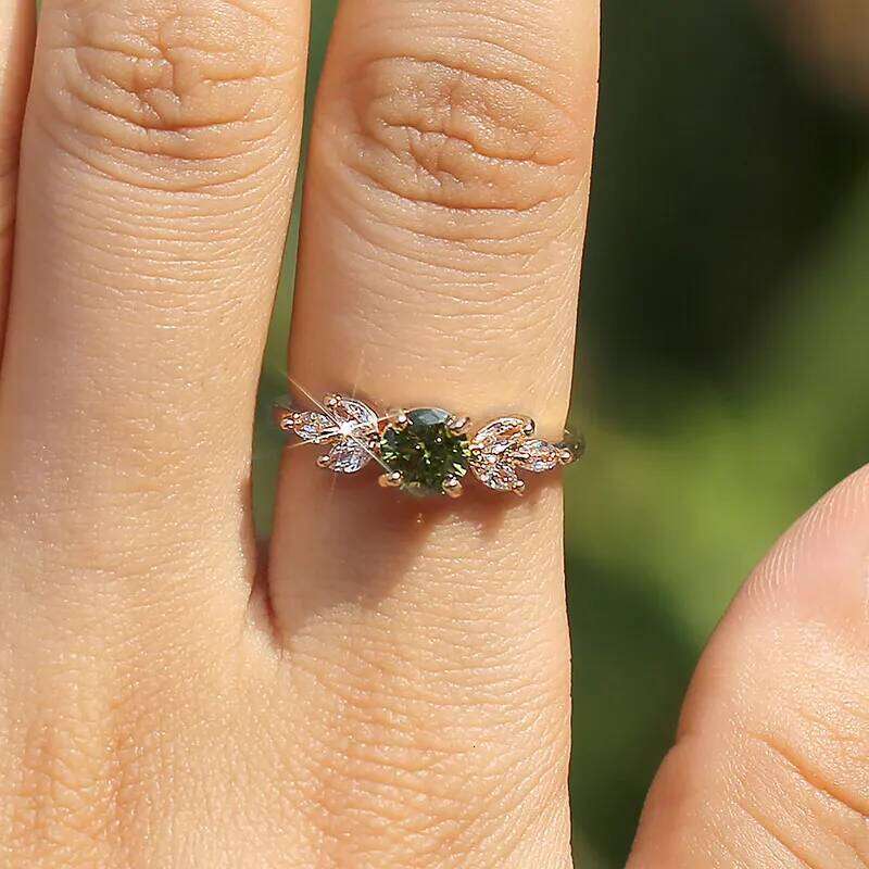 Huitan Delicate Women Wedding Ring Olive Green Round Zircon with Leave Shape Elegant Gold Color Girl Gift Rings Trendy Jewelry H260312