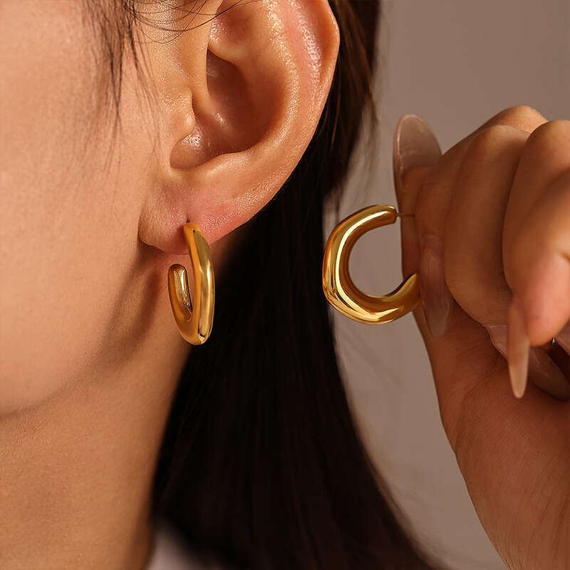 Women's Minimalist Earrings: Ins Style New Fashion Simple Irregular Open U-shaped 18k Gold / Silver Personalized Stud Earrings For Women, Daily /