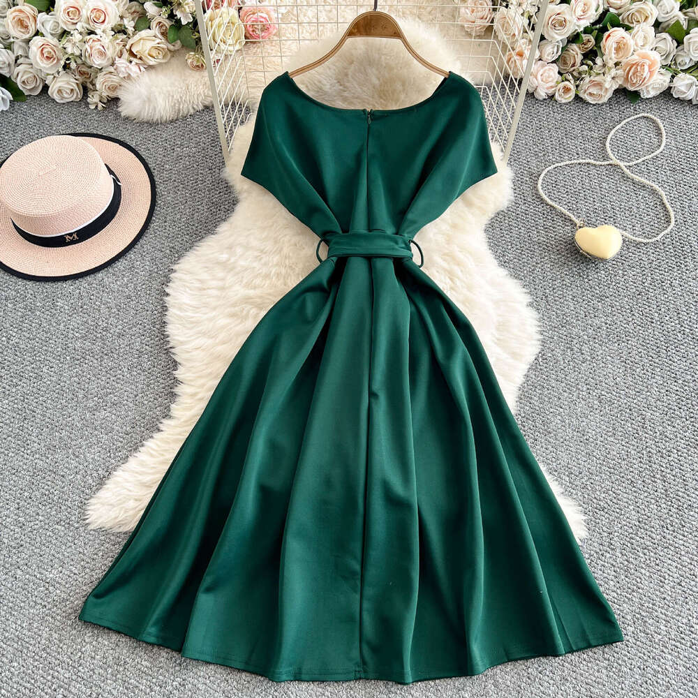 Women's cross-border elegant green satin A19 V-neck short sleeved dress, summer new style, waist cinching, slim fit, wide hem