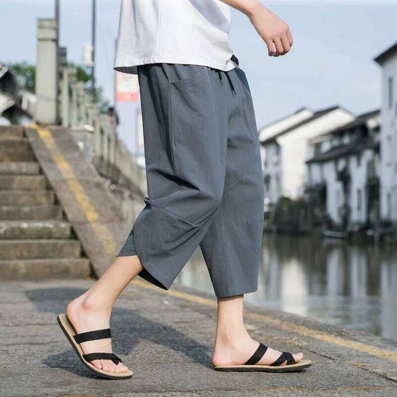 FGKKS 2024 Outdoor Solid Color Slim-Fit Large Pocket Nine-Point High Quality Casual Pants For Men