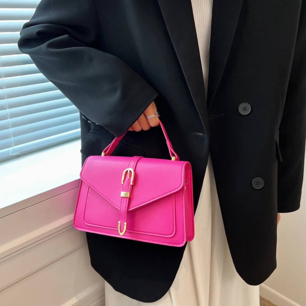 Fashionable Minimalist Crossbody Bag with Top Handle and Flap for Women Solid Color Square Purse Simple n Womens 260227