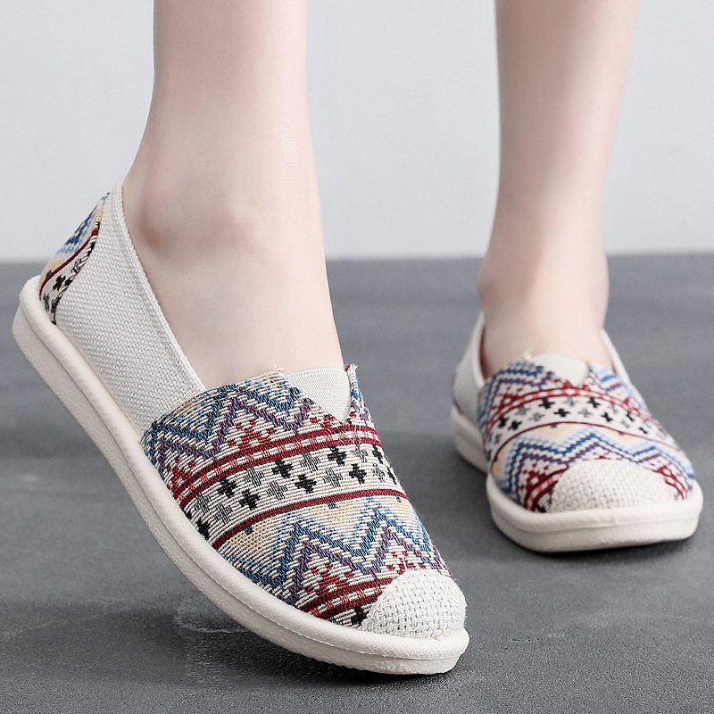 STAOXINDIKE Outdoor Recreation the Beach Low Heel Kitten Heel Block Heel Suede White Red Strap Strappy Casual True to Size Luxury Synonyms Pumps