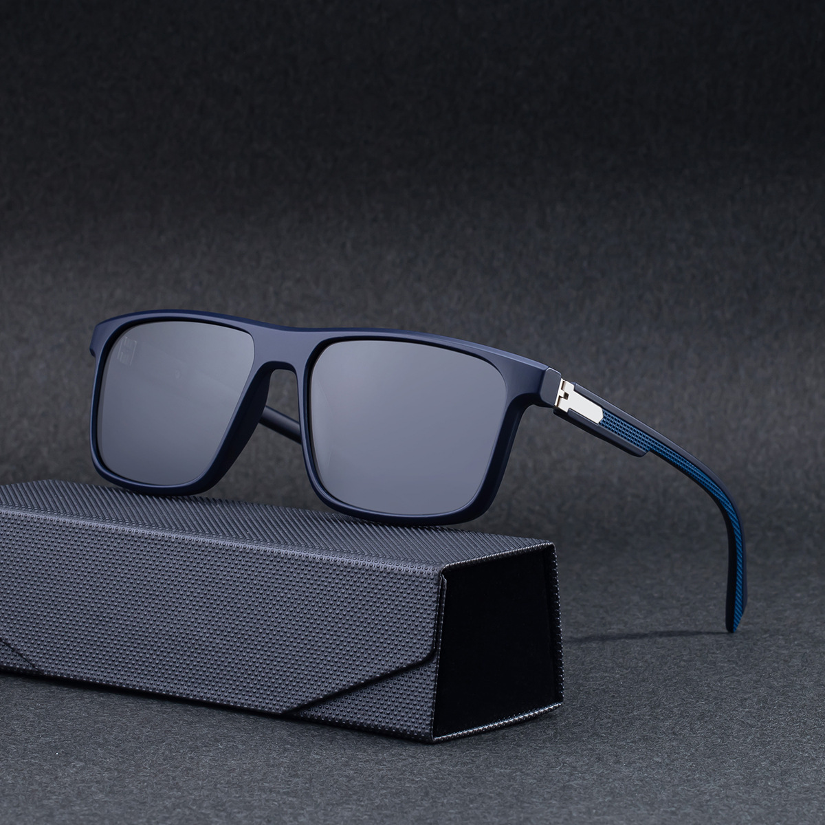 2026 New European American Fashion Square Frame Polarized Foldable Temple, Trendy and Unique Sun Protection Sunglasses for Men,
