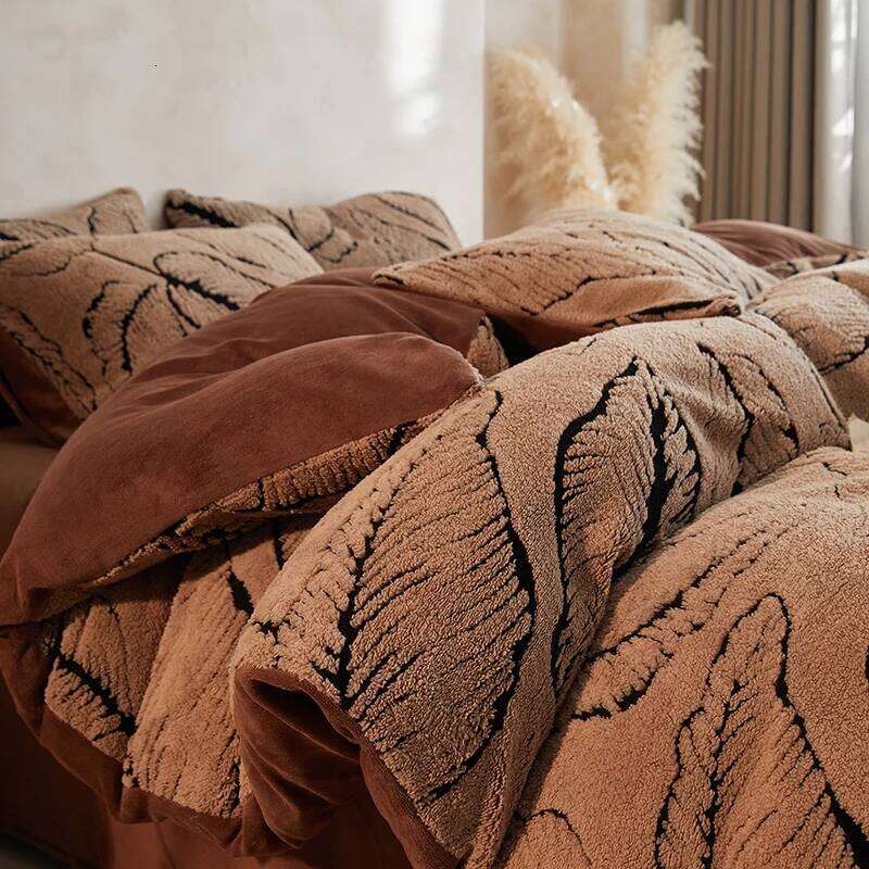 2025 autumn and new jacquard sheep milk fleece four-piece set winter thickened quilt cover bed fitted sheet H260312