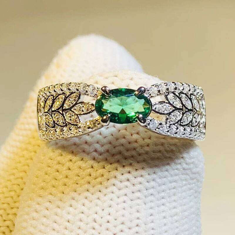 Huitan Fancy Leaf Band Oval Green Cubic Zirconia Wedding Rings for Women 2023 New Exquisite Finger Accessories Fashion Jewelry H260312