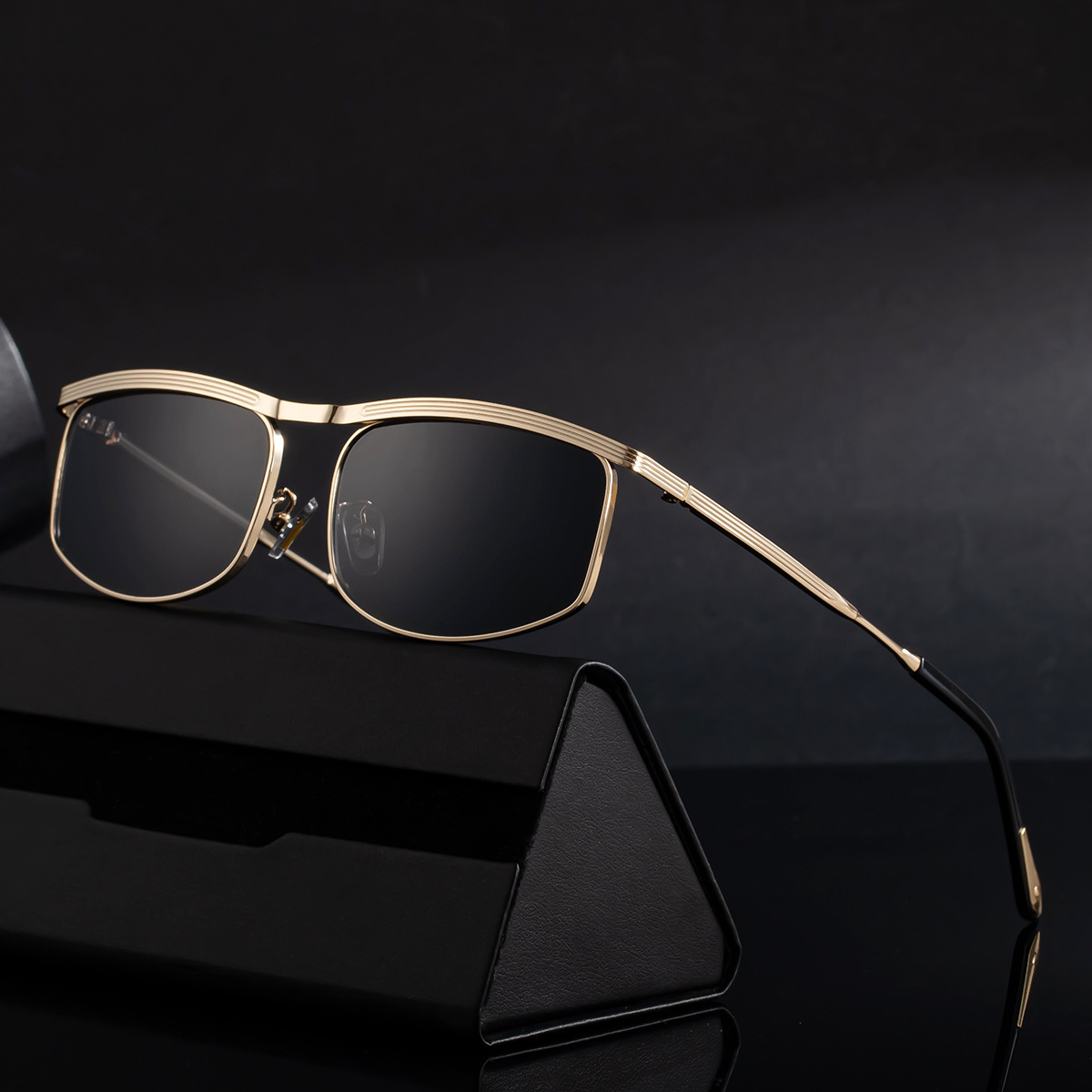 Small Frame for Men Driving 2026 New Metal Double Bridge Sunglasses High-end Sun Protection Eyebrow Style Glasses
