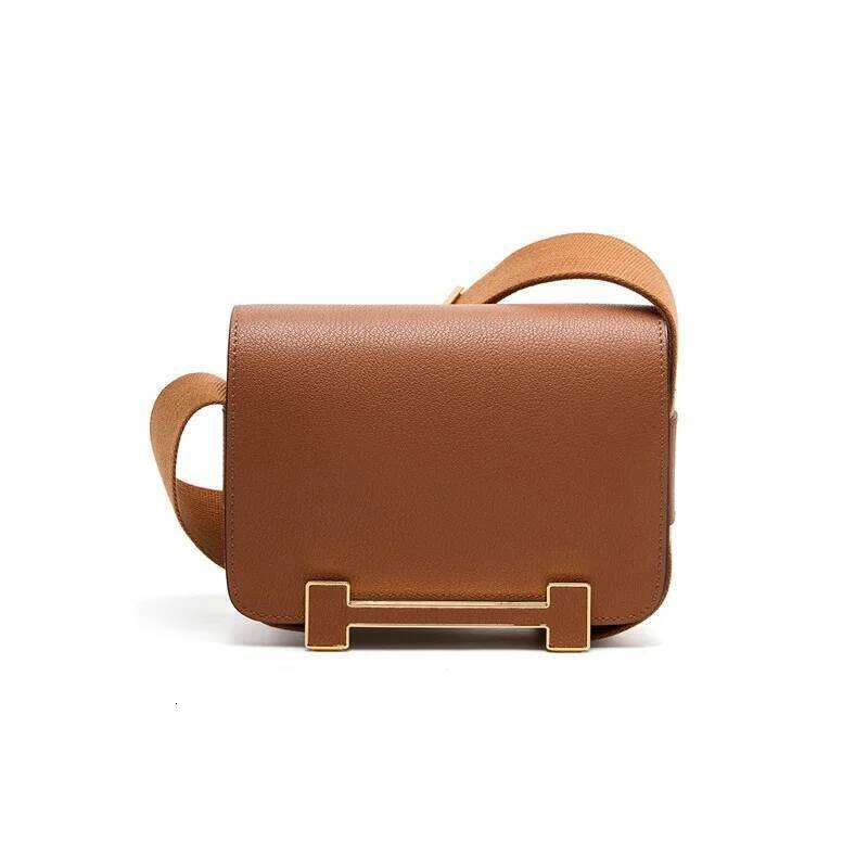 Fashionable Geta Wooden Sandal Luxury Sensation Genuine Leather Medium Square Crossbody Bag For Women Urban Simplicity Style