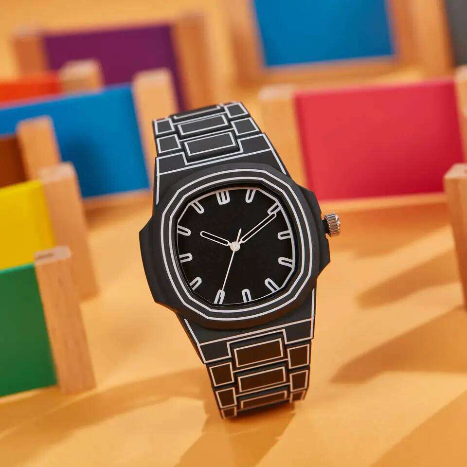 2025 New Fashionable Creative Men's Women's Watches Printed Lines Painting Design Octagonal Waterproof Quartz Watch Reloj