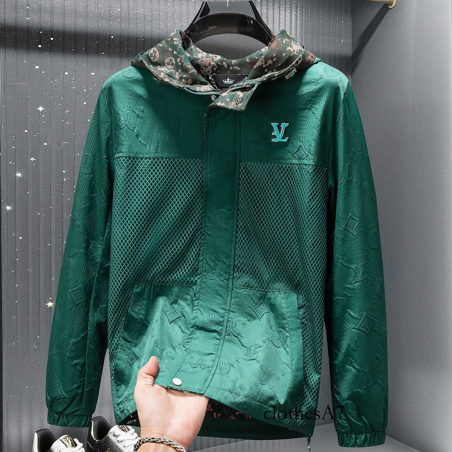 Luma hop 2025 Spring and Autumn Jacquard Hollow Badge Hooded Fashion Slim Fit Top Trendy Brand Letter Jacket Coat