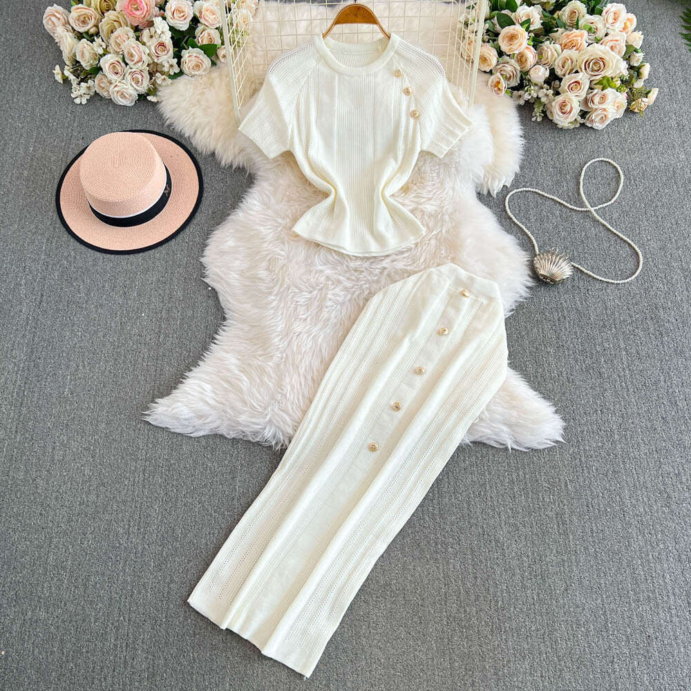 2026 designer high-end European fashion short sleeved petite A13 figure ice silk knitted top high waisted skirt