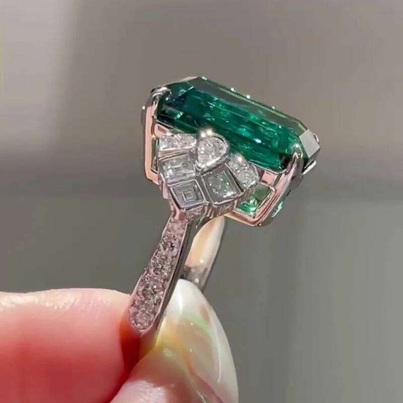 Huitan Big Green Cubic Zircon Women Rings Anniversary Party Accessories for Lady Birthday Gift Temperament Female Jewelry H260312