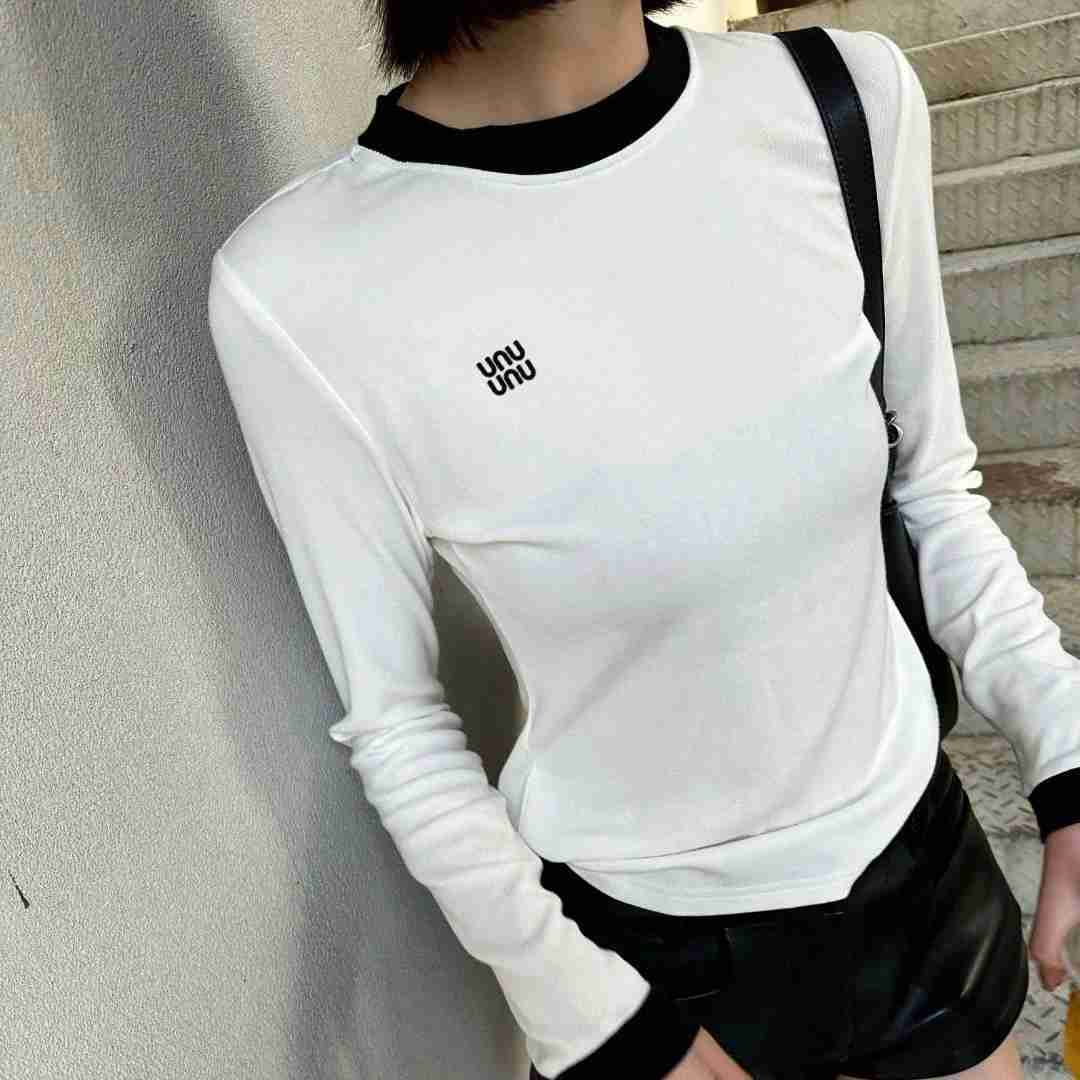 2025 Autumn/Winter New Womens Embroidered Contrast Round Neck Long Sleeve T-shirtT260311
