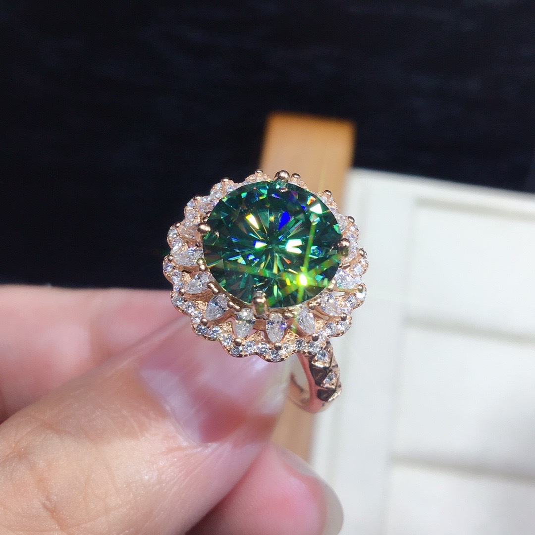 18K Gold Plated Green 5A Zircon Open Rings CZ Diamond Round Cut Brilliant Cut Halo Ring Dazzling Wedding Band for Women Gift Adjustable Size