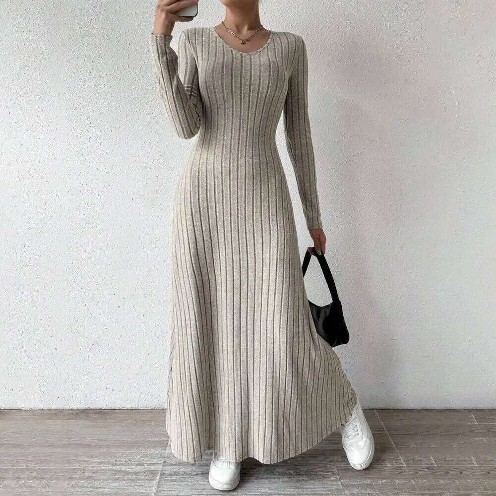 2026 High-quality Sweater Women's Long Sleeve V-Neck Knit Maxi For Autumn And Winter Stylish Slim Waist Midi Dress C260312