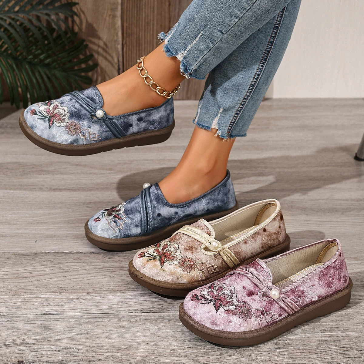 Womens Fashionable Casual Shoes Comfortable and Suitable for Commuting Walking the Gift Women Mom 260306