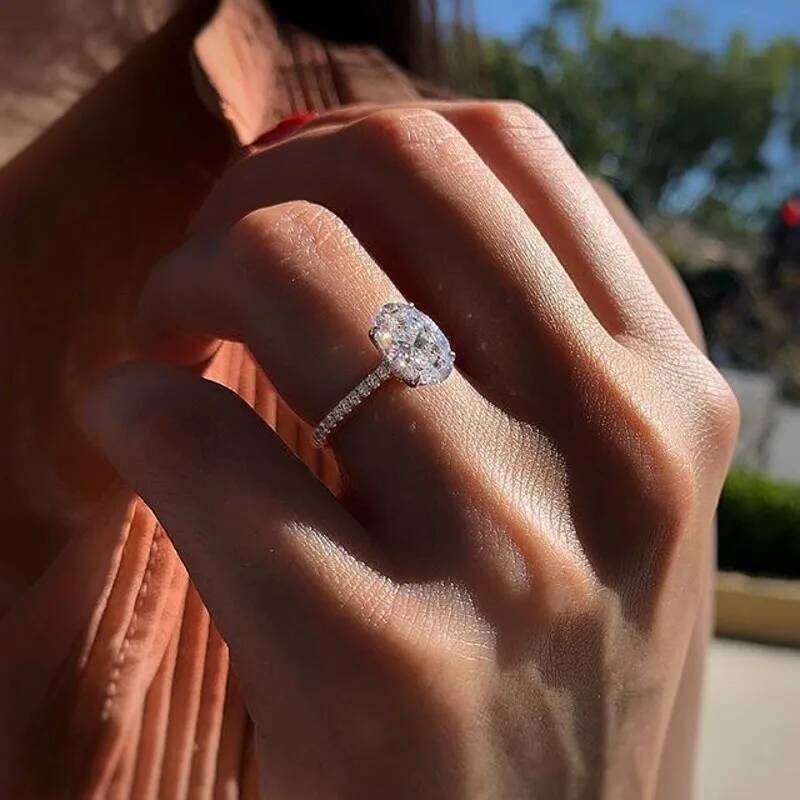 Hot Sale 925 Sterling Silver Wedding Finger Luxury oval cut 3ct Diamond Rings For Women Engagement gemstone Jewelry Anel H260312