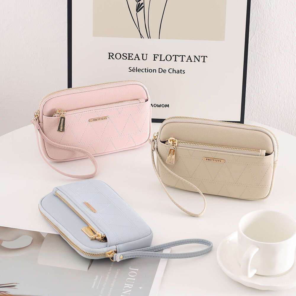 Luxury fashion wallet New Model Passport Coin Purse Clutch For Women Simple Diamond Pattern Large Capacity Phone Bag With Double Zipper Wrist Strap