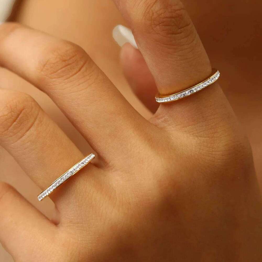 Trendy Ins Personality Niche Light Temperament Versatile Stainless Steel With Diamonds Plated 18K Gold Ring Female H260312