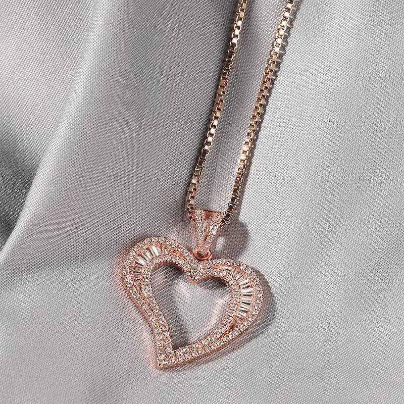 Ins Style Cubic MoissaniteVVS Small Heart Pendant Hip Hop Simple MoissaniteVVS Pendant Jewelry