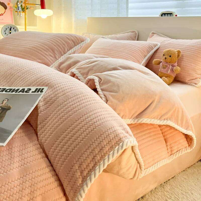 2025 new Nordic style double-sided autumn and winter jacquard milk velvet four-piece quilt cover dormitory three-piece H260312