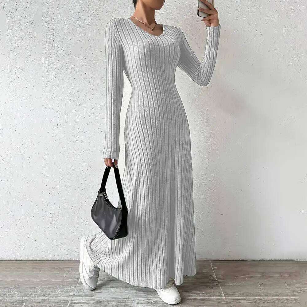 2026 High-quality Sweater Women's Long Sleeve V-Neck Knit Maxi For Autumn And Winter Stylish Slim Waist Midi Dress C260312