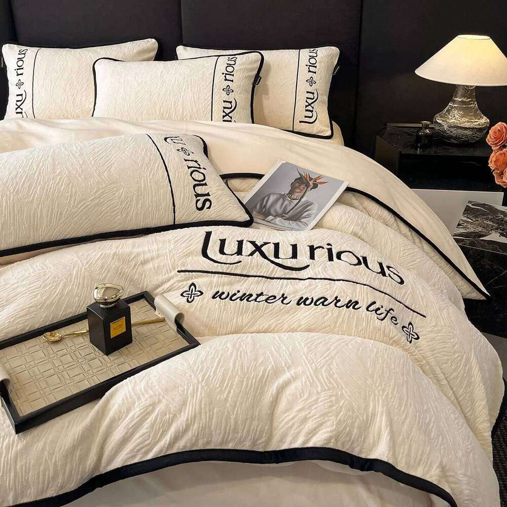 Autumn and winter thickened milk fleece four-piece light dormitory three-piece set choose 1.2M bed model H260312