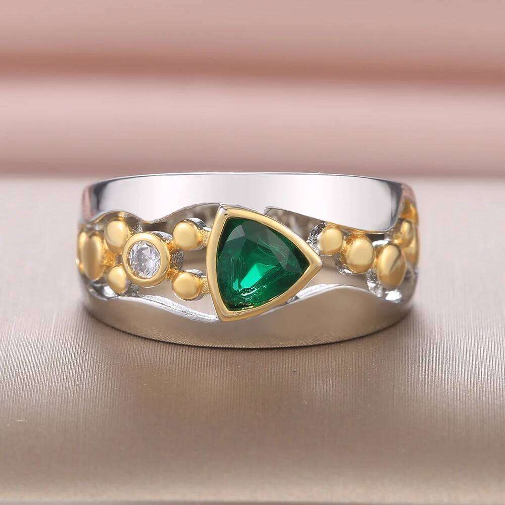 Huitan Women Ring Jewelry Unique Triangular Green Stone Anniversary for Female Mothers Birthday Gift Fashion Finger Rings H260312