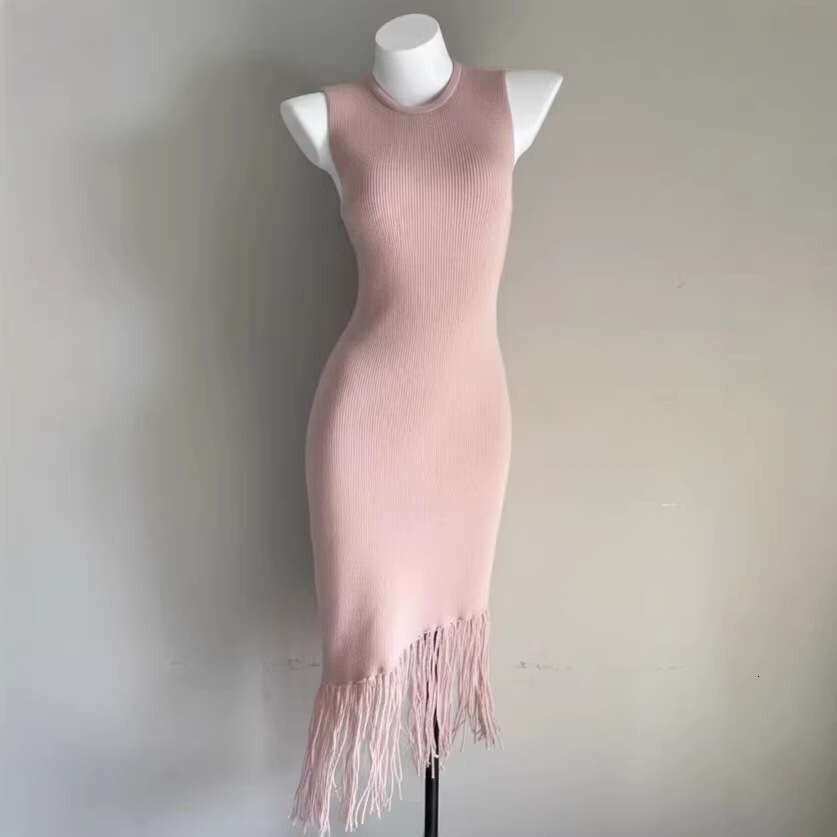 A19 2026 Spring and Summer New Fashionable, Elegant, Simple, Gold Thread Tassel Waist, Slimming, Sexy Knitted Tank Top Dress