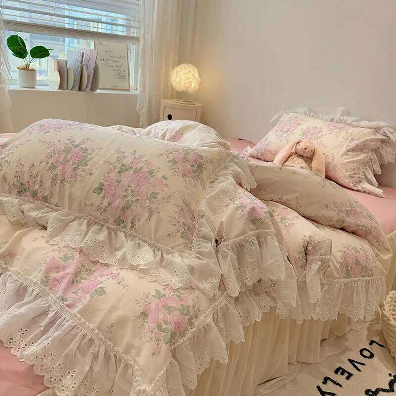 4Pcs Vintage Floral 100%Cotton Soft Bedding Set White Lace and Ruffle Comforter Cover Queen size1Duvet+1Bedskirt+2Pillow shams H260312
