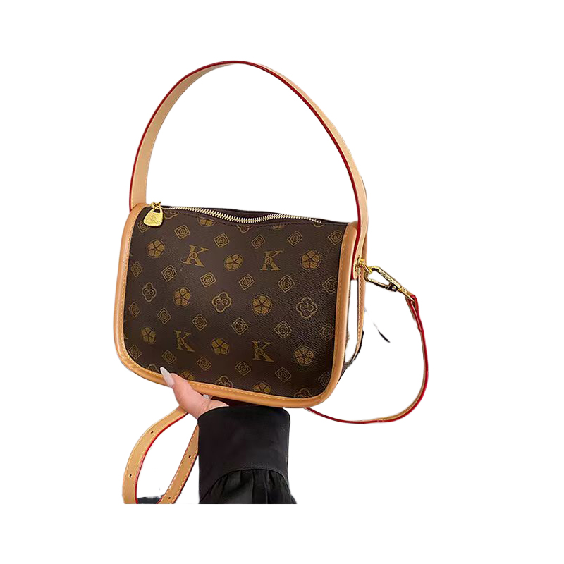 Chic Designer Accessory: Elegant Casual Tote Pouch