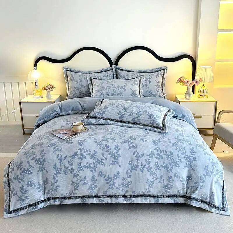 2025 new solid color high gram weight webbing winter warm milk fleece engraved bed sheet four-piece set H260312