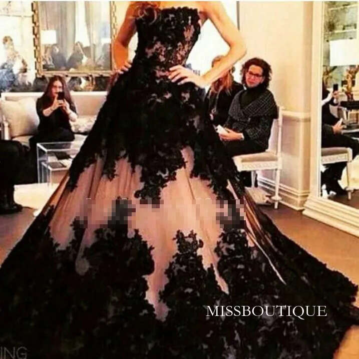 2021 Black Lace Dresses Floor Length Strapless Tulle Custom Made Corset Back Plus Size Chapel Wedding Bridal Gown Vestido De Novia 401 B0312
