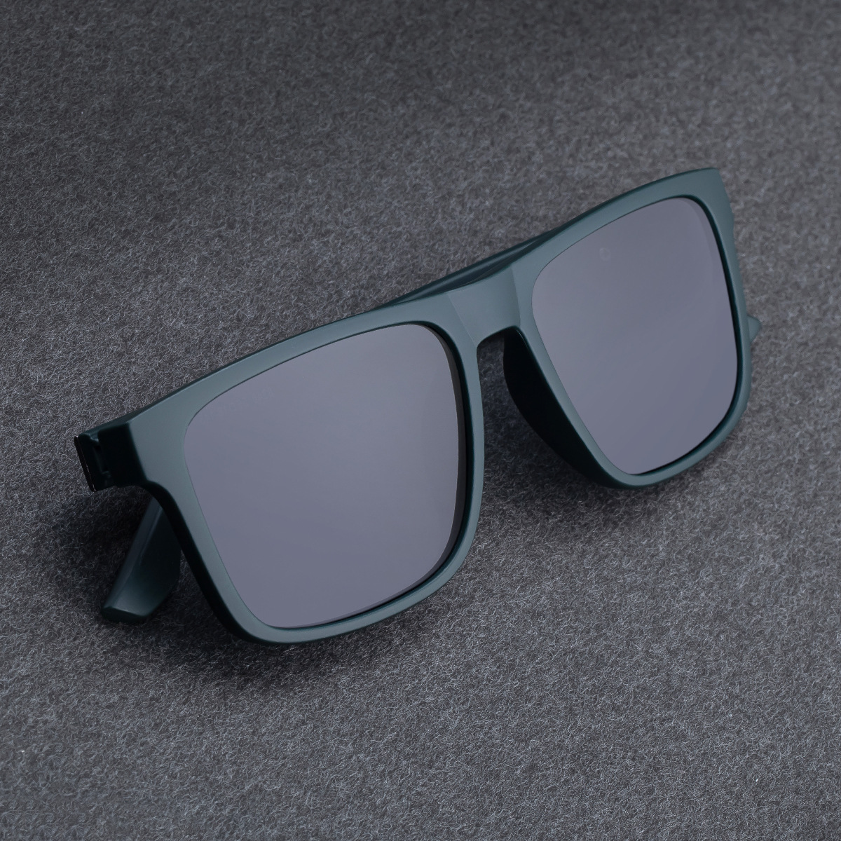2026 New Fashion Square Frame Polarized Retro Personality Outdoor Sun Protection Sunglasses for Men,