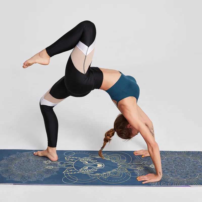 Yoga Mat Towel double-side Velvet Yoga Fitness Isolation Mat non-slip Folding Portable Sports Mat Towel Beach Quick Dry Towel M260312