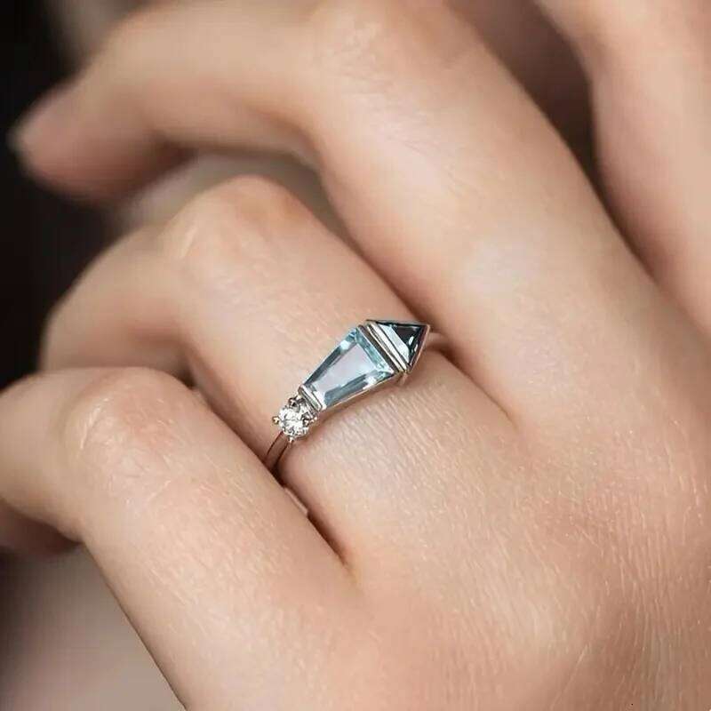 Personalized Trend Geometric Inlaid Zirconia Women's Rings Niche Vintage Design Ethnic Holiday Accessories Gifts H260312