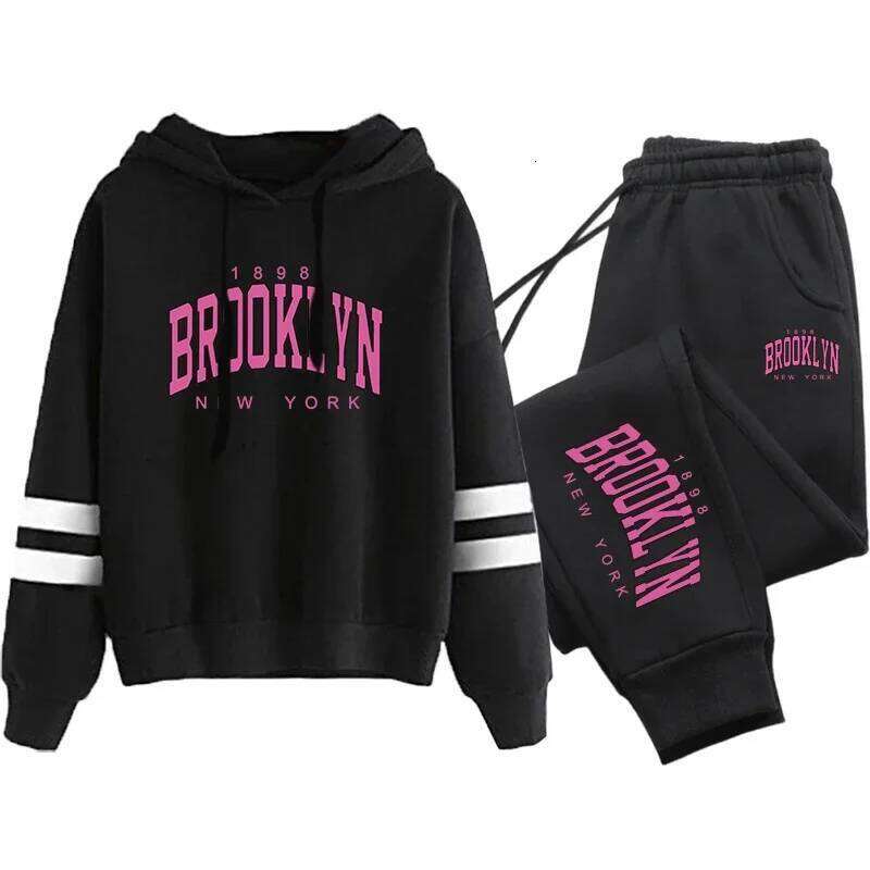 Quality Daily Women Tracksuit Hoodies Casual Single Piece Stripe Sweatshirt and Sweatpants Comfort Outdoor Jogging Autumn Winter C260312