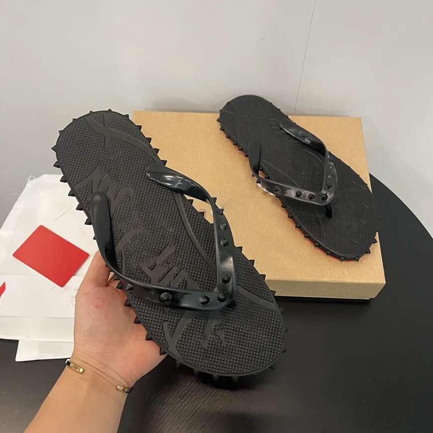 Designer Women Men Slippers Red Soled Summer Flat Heel Beach Shoes Clour Printing Flip Flops Genuine Leather Sandals 36-46