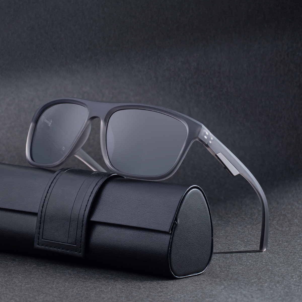 2026 New Fashion Square Frame Polarized Sunglasses Retro and Unique Outdoor Driving Sun Protection Glasses for Men,