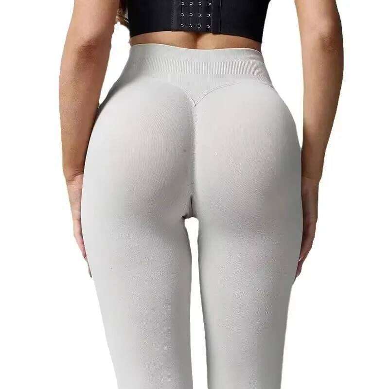 VEQKING Scrunch Butt Women Yoga Seamless Sports Leggings Low Waist Gym Fitness Tights Quick Drying Fall Warm Workout Pants 26H0311
