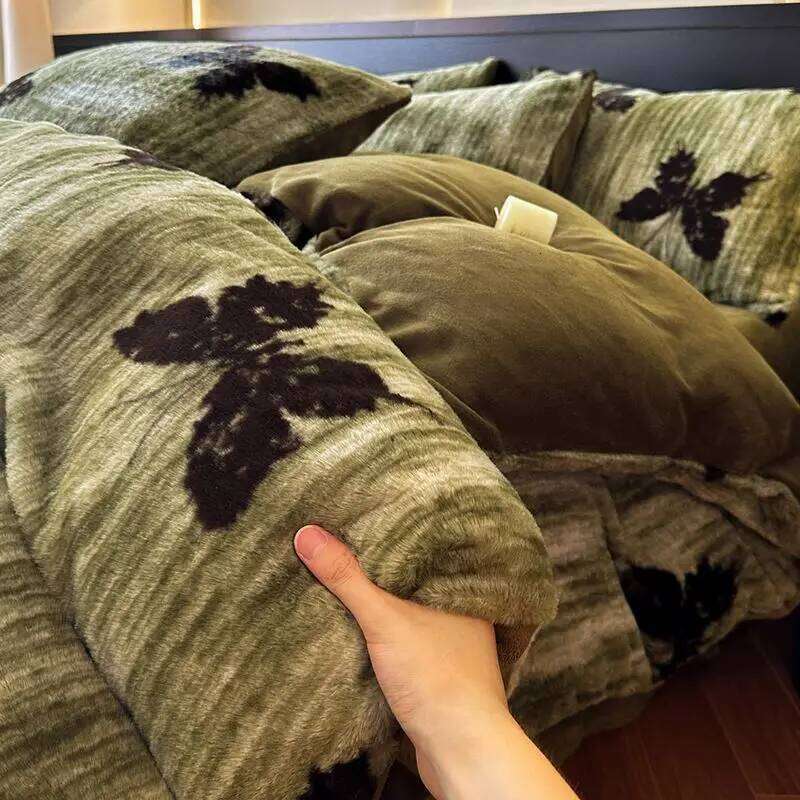 Four-piece Set Thickened Thermal Flange Coral Fleece Class A Leopard Print Rabbit Plush Quilt Cover Pillowcase Bed Sheet H260312
